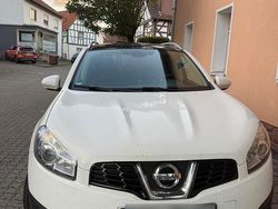 Weiß Gebraucht 2011 Nissan Qashqai +2 SUV | 8.200 € (Etwas zu teuer)