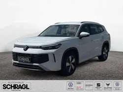 Pure white Neu 2025 VW Tayron Life SUV | 44.890 € (Superpreis)
