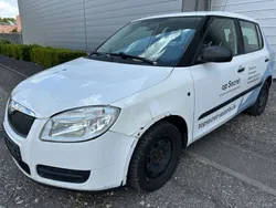 Weiß Gebraucht 2010 Skoda Fabia Classic Limousine | 1.299 € (Etwas zu teuer)