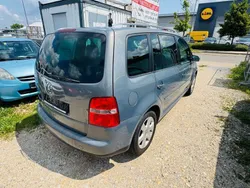 Grau Gebraucht 2003 VW Touran Highline Van / Kleinbus | 1.699 € (Guter Preis)