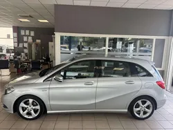 Silber Gebraucht 2011 Mercedes B200 Sport Van / Kleinbus | 6.990 € (Fairer Preis)