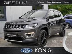 Grau Gebraucht 2017 Jeep Compass Limited SUV | 16.450 € (Fairer Preis)