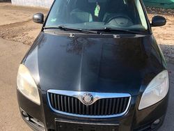 Schwarz Gebraucht 2008 Skoda Fabia Kleinwagen | 1.400 €