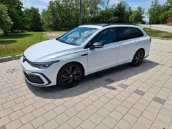 Weiß Gebraucht 2024 VW Golf VIII R-line Kombi | 37.250 € (Fairer Preis)