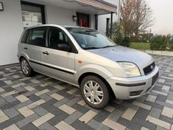 Silber Gebraucht 2003 Ford Fusion Ambiente Limousine | 1.000 € (Guter Preis)