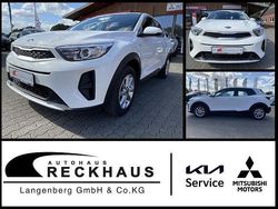 Clear white (weiß) Gebraucht 2020 Kia Stonic SUV | 13.950 € (Fairer Preis)