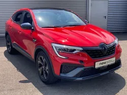 Rot Gebraucht 2023 Renault Arkana Engineered SUV | 26.890 € (Etwas zu teuer)