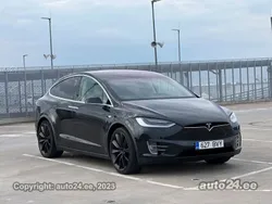 Schwarz Gebraucht 2017 Tesla Model X SUV | 42.000 €