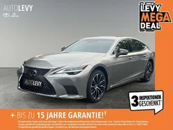 Silber Gebraucht 2023 Lexus LS500h Luxury Line Limousine | 89.990 €