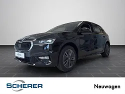 Schwarz Neu 2025 Skoda Fabia Tour Limousine | 22.100 € (Etwas zu teuer)
