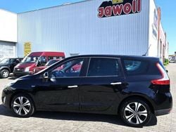 Schwarz Gebraucht 2011 Renault Scénic III Bose Edition Van / Kleinbus | 4.450 € (Guter Preis)