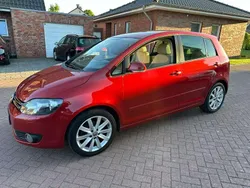 Rot Gebraucht 2009 VW Golf Plus Cross Van / Kleinbus | 3.200 € (Superpreis)