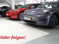 Midnight cherry red Gebraucht 2024 Tesla Model Y Performance SUV | 45.950 € (Etwas zu teuer)
