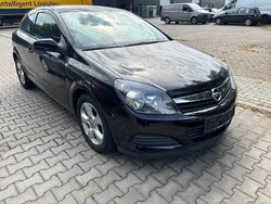 Schwarz Gebraucht 2009 Opel Astra GTC Kleinwagen | 1.999 €