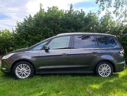 Grau Gebraucht 2015 Ford Galaxy Titanium Van / Kleinbus | 14.500 € (Fairer Preis)