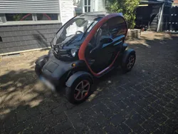 Schwarz Gebraucht 2018 Renault Twizy Kleinwagen | 4.950 € (Guter Preis)