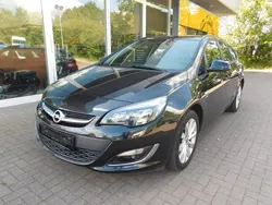Schwarz Gebraucht 2013 Opel Astra Kombi | 4.250 € (Guter Preis)