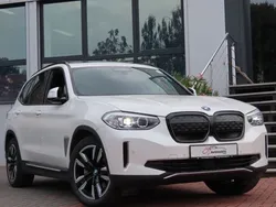 Mineralweiß metallic Gebraucht 2021 BMW iX3 Shadowline SUV | 32.900 € (Guter Preis)