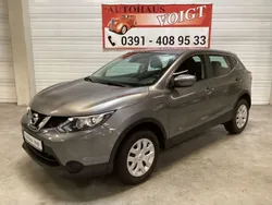 Grau Gebraucht 2017 Nissan Qashqai SUV | 13.600 € (Fairer Preis)