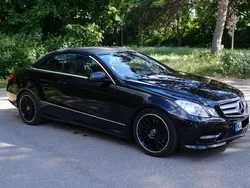 Schwarz Gebraucht 2013 Mercedes E250 AMG line Cabrio | 18.900 €