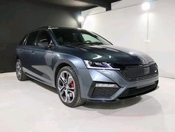 Grau Gebraucht 2022 Skoda Octavia vRS Kombi | 29.999 € (Teuer)
