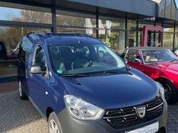Blau Gebraucht 2018 Dacia Dokker Acces Van / Kleinbus | 8.750 € (Fairer Preis)