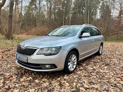 Silber Gebraucht 2014 Skoda Superb Kombi | 5.999 € (Guter Preis)