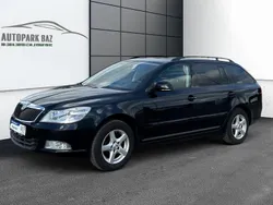 Schwarz Gebraucht 2009 Skoda Octavia Ambiente Kombi | 5.900 € (Fairer Preis)