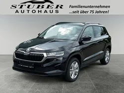 Schwarzmagic perleffekt Gebraucht 2024 Skoda Karoq Selection SUV | 29.880 € (Guter Preis)