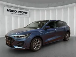 Chroma blau Gebraucht 2024 Ford Focus ST-Line X Limousine | 25.849 € (Guter Preis)