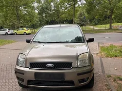 Gebraucht 2002 Ford Fusion Kleinwagen | 390 €