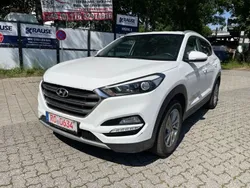 Weiß Gebraucht 2016 Hyundai Tucson SUV | 9.999 € (Guter Preis)