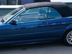 Blau Gebraucht 2003 BMW 320 Cabriolet Cabrio | 10.800 € (Etwas zu teuer)