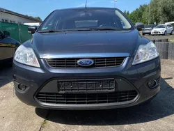 Grau Gebraucht 2010 Ford Focus Limousine | 2.500 € (Fairer Preis)