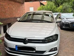 Weiß Gebraucht 2020 VW Polo Comfortline Limousine | 12.950 € (Guter Preis)