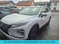 Weiß Gebraucht 2021 Mitsubishi Eclipse Cross Edition SUV | 16.999 € (Guter Preis)