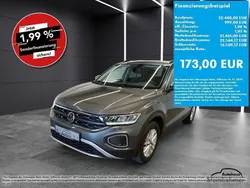 Indiumgrau Gebraucht 2024 VW T-Roc Life SUV | 22.440 € (Guter Preis)