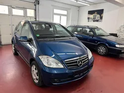 Blau Gebraucht 2011 Mercedes A160 Kleinwagen | 3.900 € (Guter Preis)