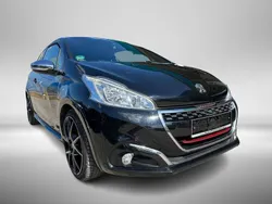 Lackierung schwarz perla nera/ Gebraucht 2016 Peugeot 208 GTi Kleinwagen | 10.950 € (Etwas zu teuer)