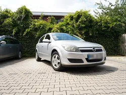 Silber Gebraucht 2004 Opel Astra Kombi | 1.999 € (Fairer Preis)