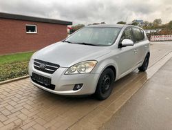 Silber Gebraucht 2007 Kia Ceed Kleinwagen | 1.590 € (Etwas zu teuer)