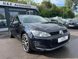 Blau Gebraucht 2016 VW Golf VII Allstar Limousine | 13.490 € (Superpreis)