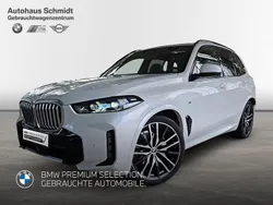 Mineralweiß Gebraucht 2024 BMW X5 M Sport SUV | 86.230 € (Superpreis)