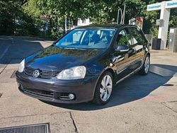 Schwarz Gebraucht 2006 VW Golf V Kleinwagen | 3.900 € (Fairer Preis)