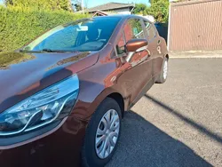 Braun Gebraucht 2014 Renault Clio IV Experience Kleinwagen | 5.700 € (Guter Preis)