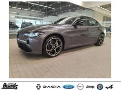Grigio vesuvio metallic Gebraucht 2023 Alfa Romeo Giulia Veloce Limousine | 38.535 € (Etwas zu teuer)