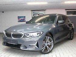 Grau Gebraucht 2021 BMW 330e Luxury Line Kombi | 26.800 € (Guter Preis)