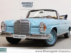 Horizontblau Gebraucht 1966 Mercedes 250 SE Cabrio | 139.400 €