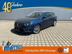 Blau (blau cosmos metallic) Gebraucht 2017 Renault Mégane IV Intens Limousine | 11.639 € (Fairer Preis)
