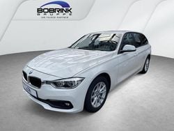 Weiß Gebraucht 2019 BMW 318 Advantage Kombi | 17.900 € (Superpreis)